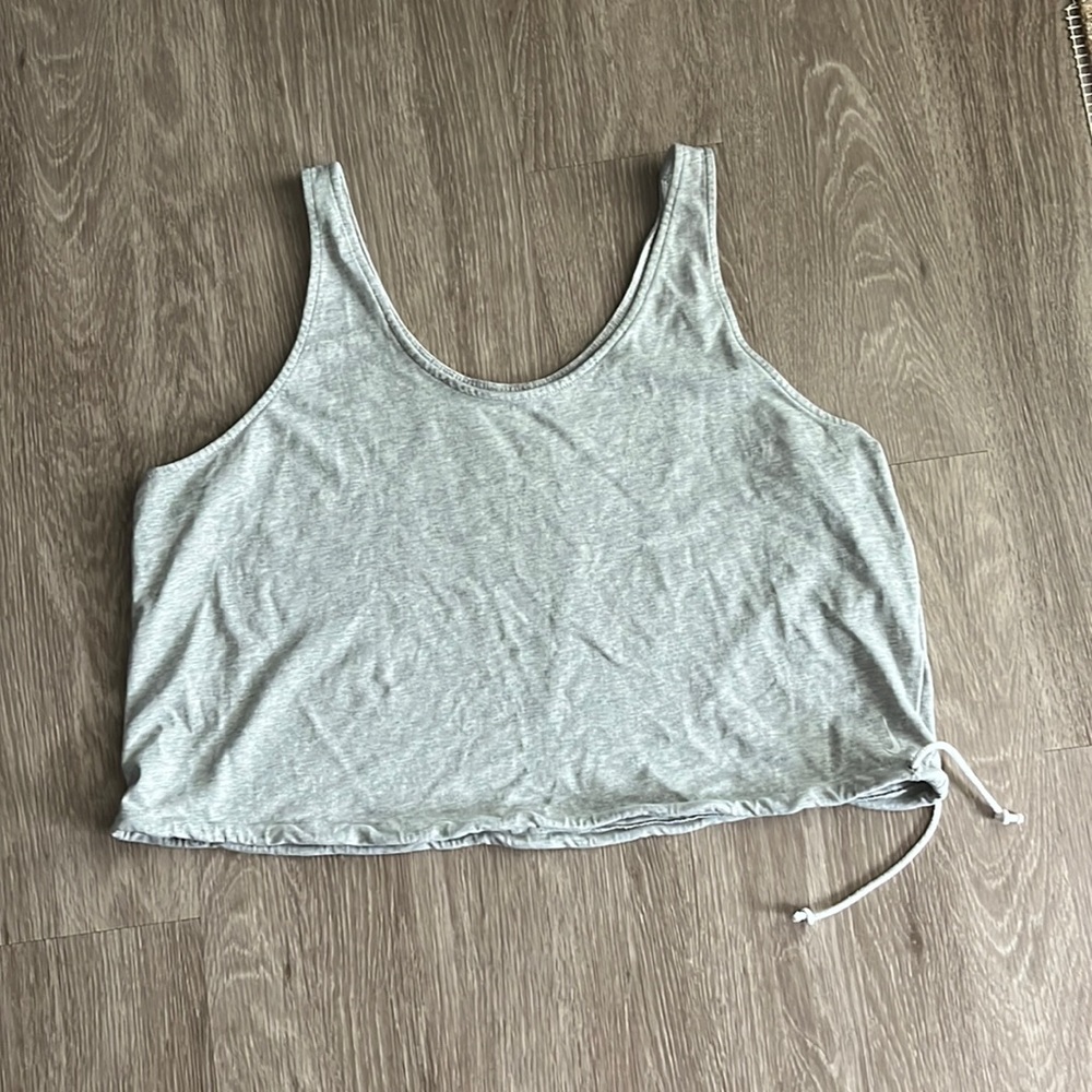 Nike Cropped Tank